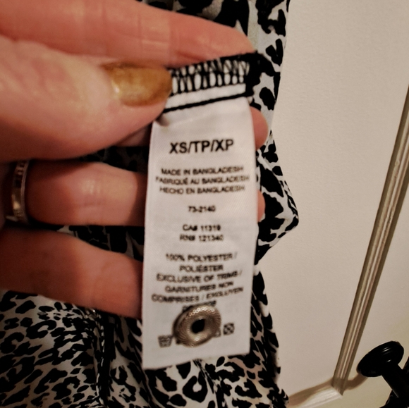 Dynamite Leopard Blouse - Picture 6 of 6